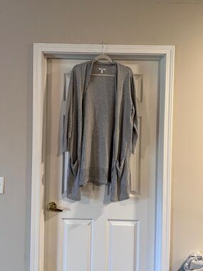 Nine West Light Gray Open-Front Cardigan with Pockets